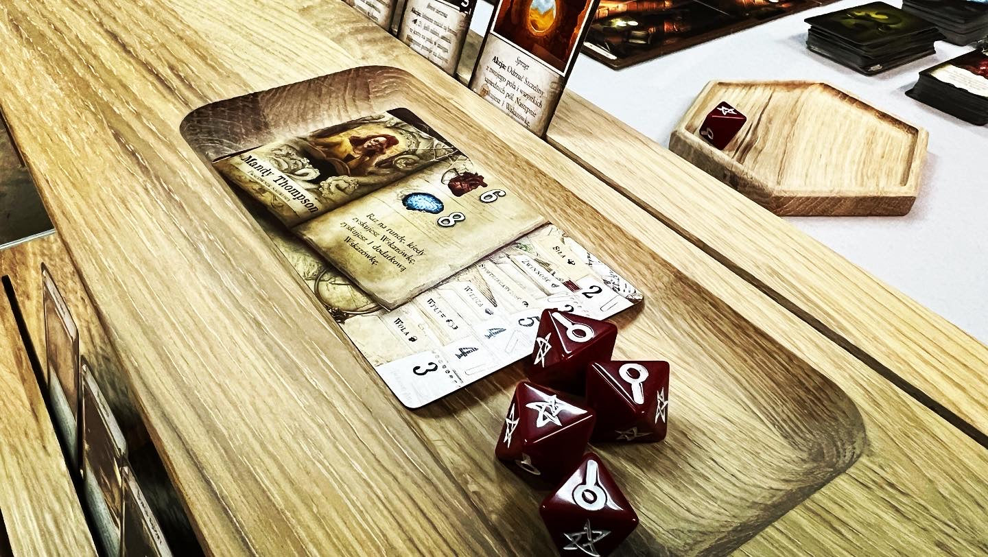 Board game table - ADVENTURE