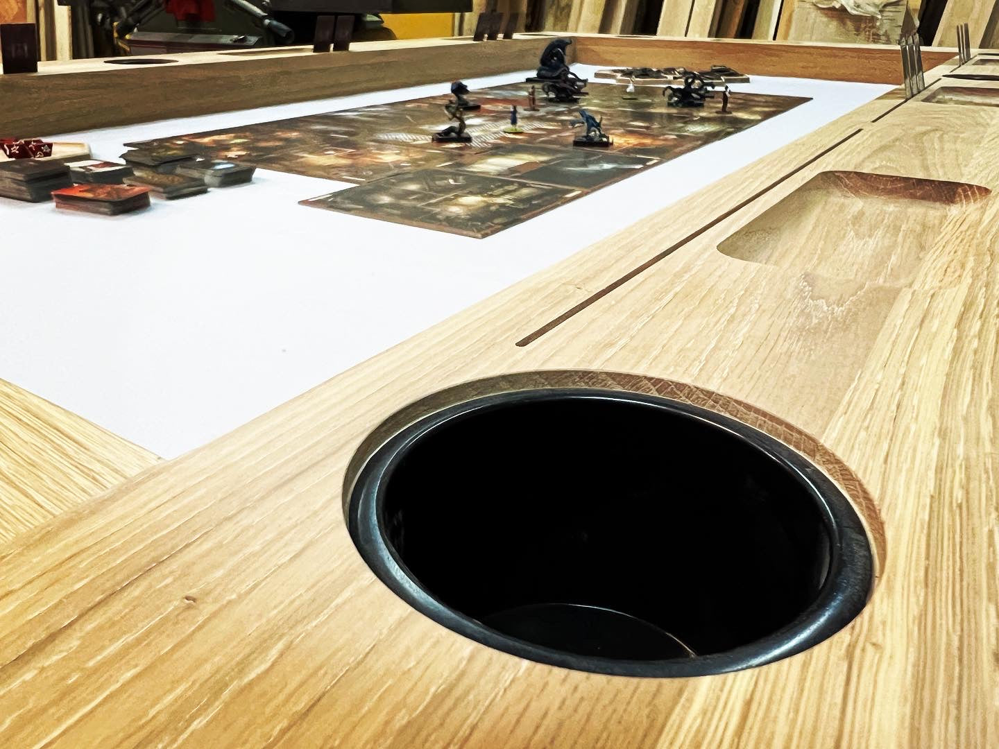 Board game table - ADVENTURE