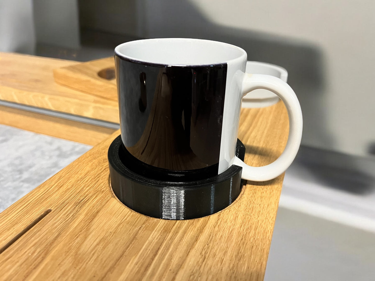 Mug holder