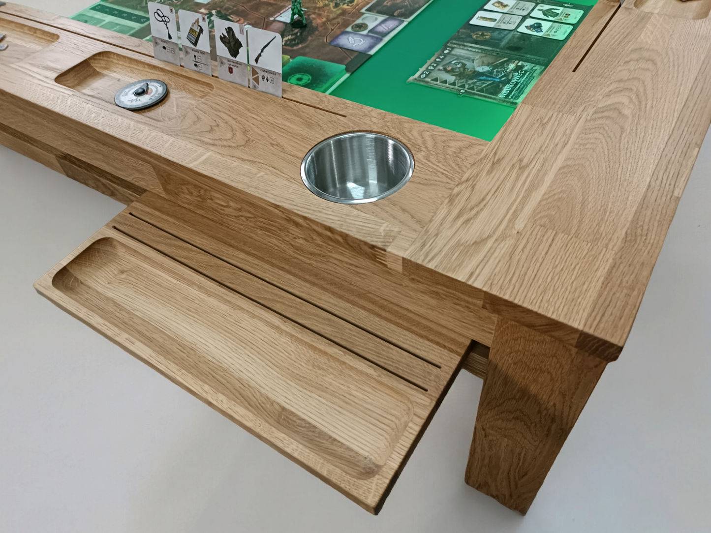 Accessories for Sojourn, Simple and Wander tables