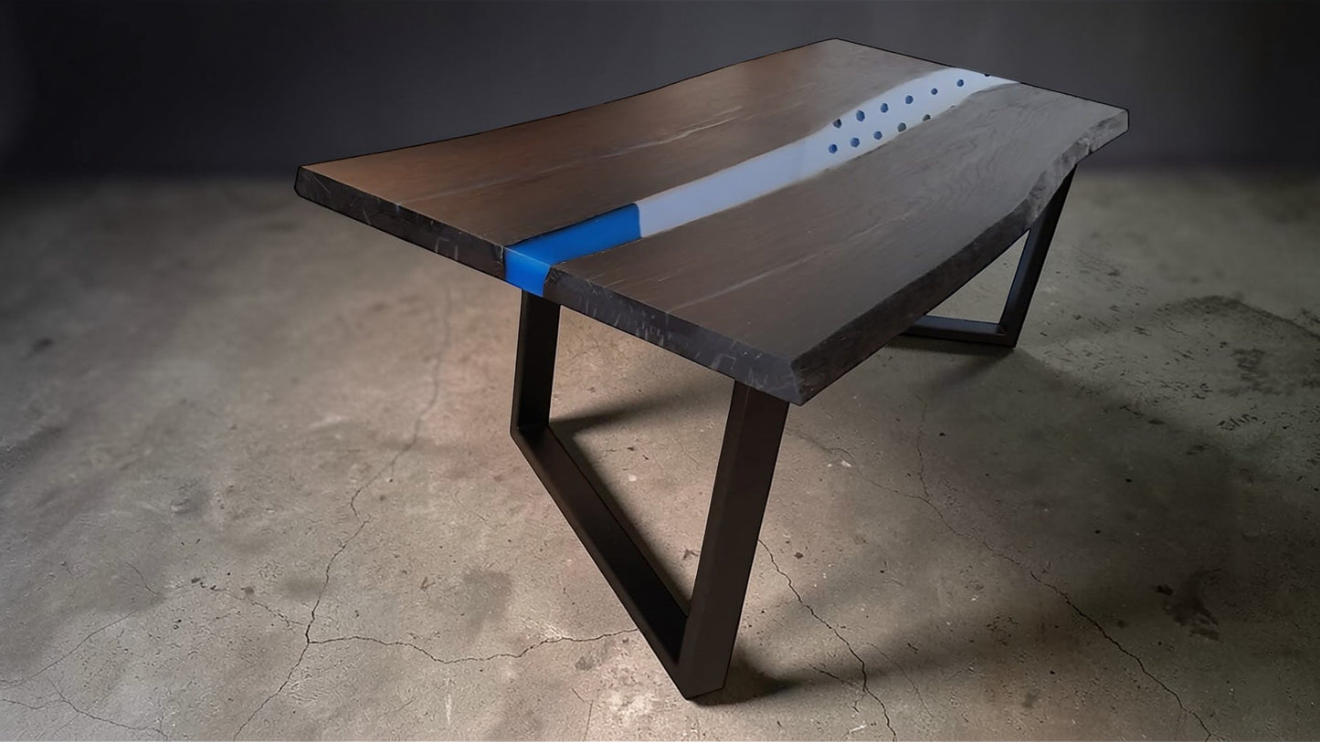 Handcrafted Black Oak Resin River Dining Table – Solid Oak – Custom Legs – 208×96 cm