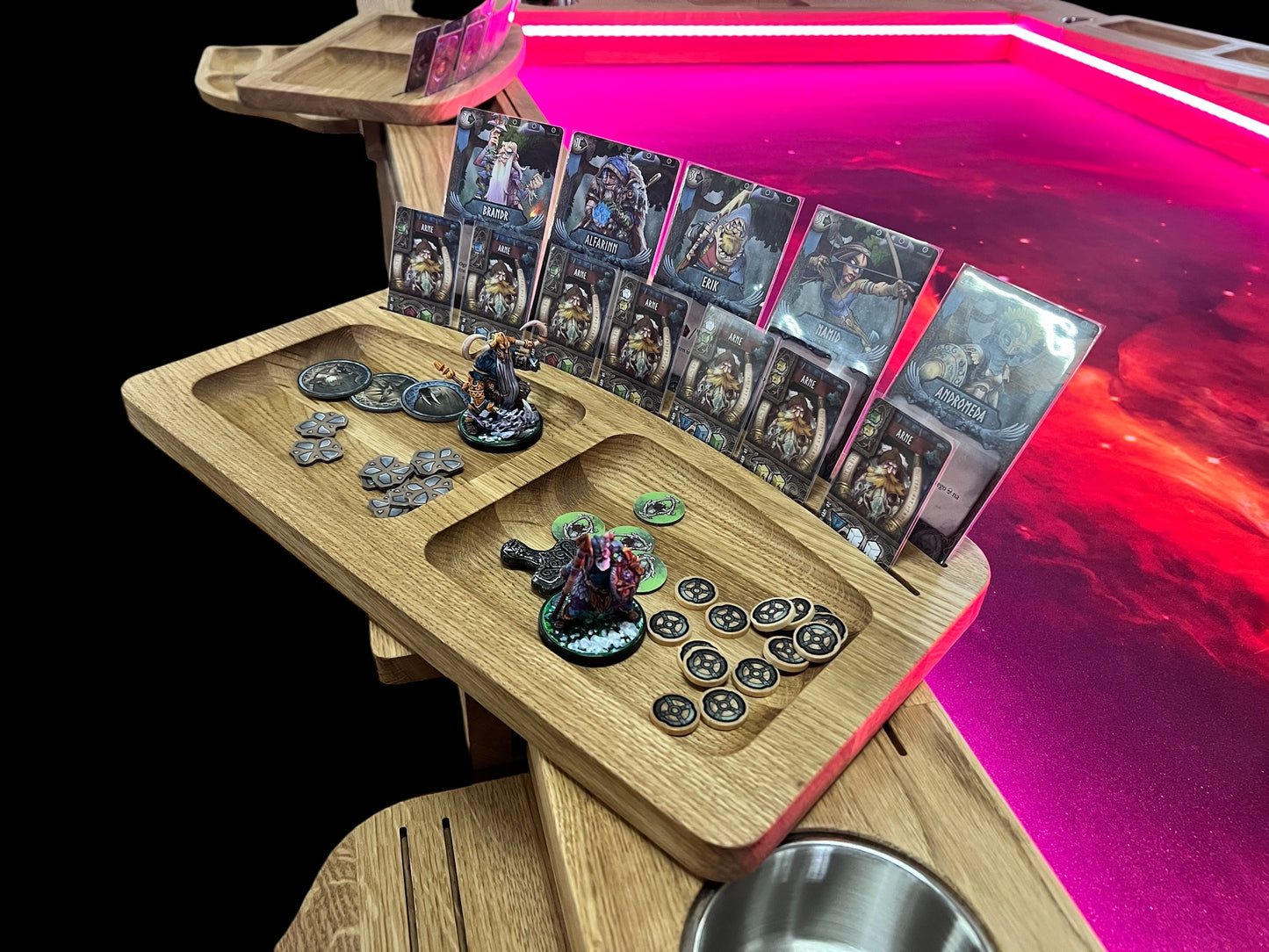 Accessories for Sojourn, Simple and Wander tables