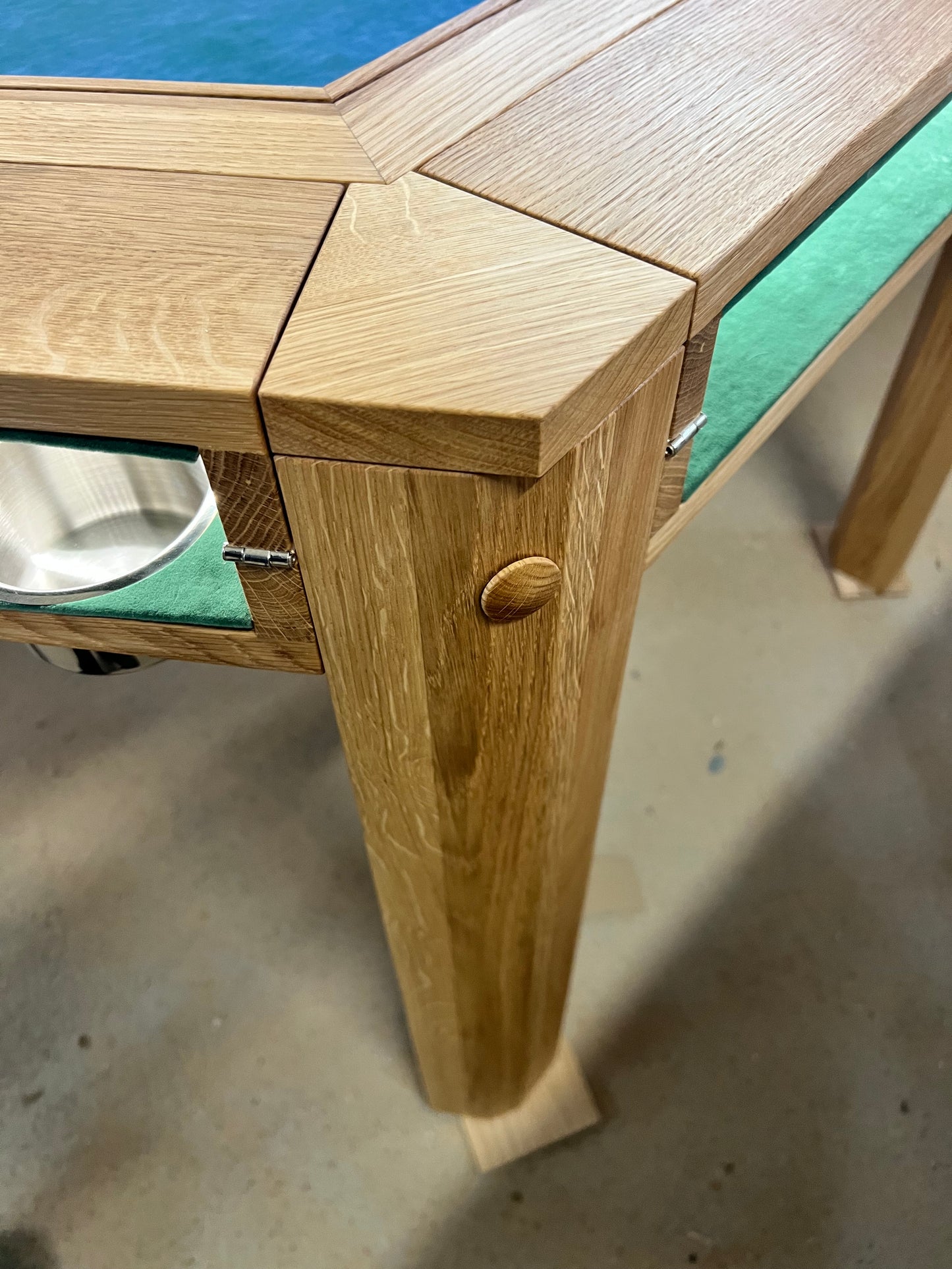 RAID HEX - Hexagonal Tabletop Overlay / Optional Stand-Alone Table