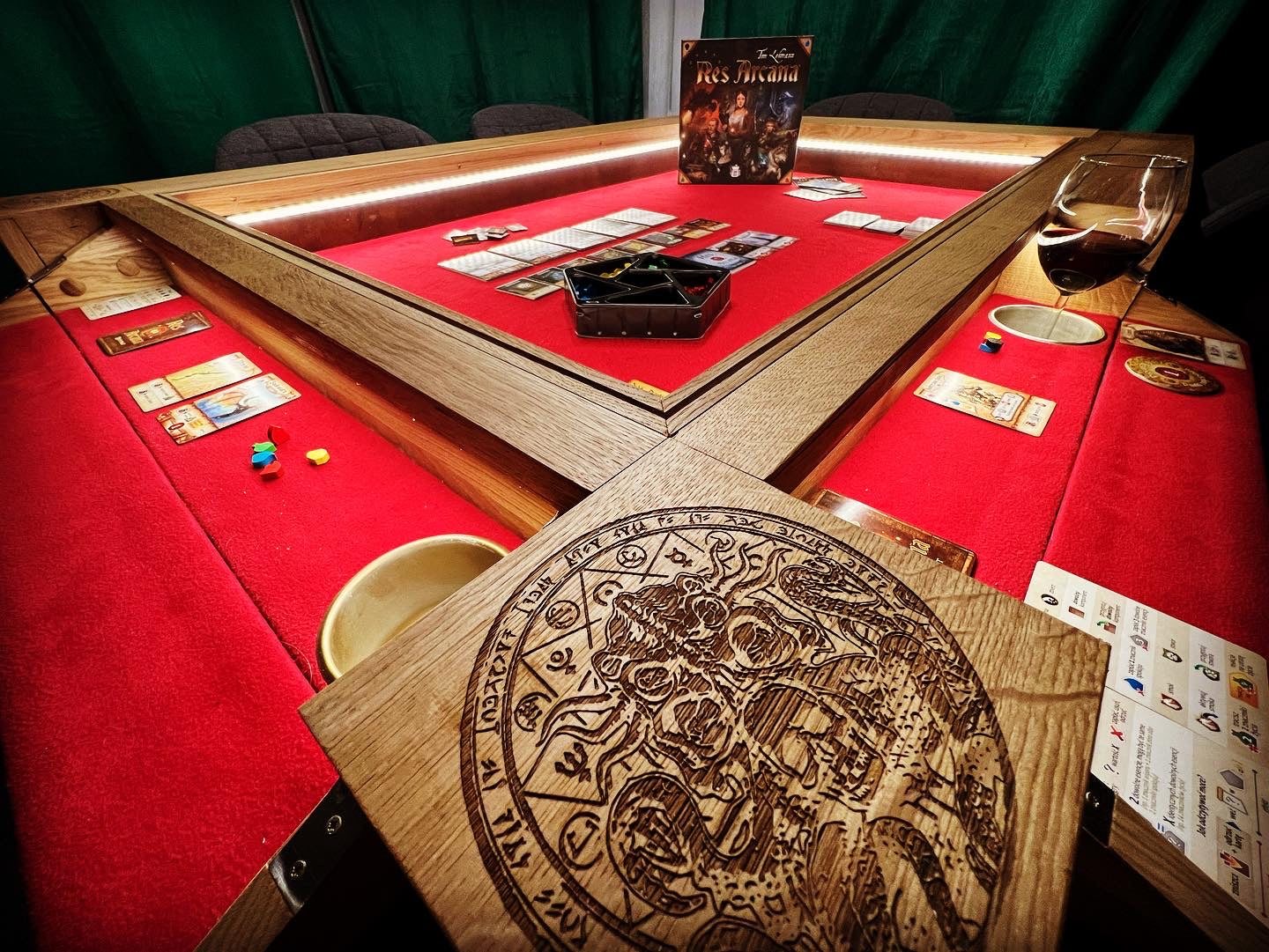 Board Game Table - MISSION